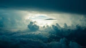 sky-690293_640