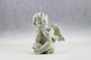 angel-427478_640